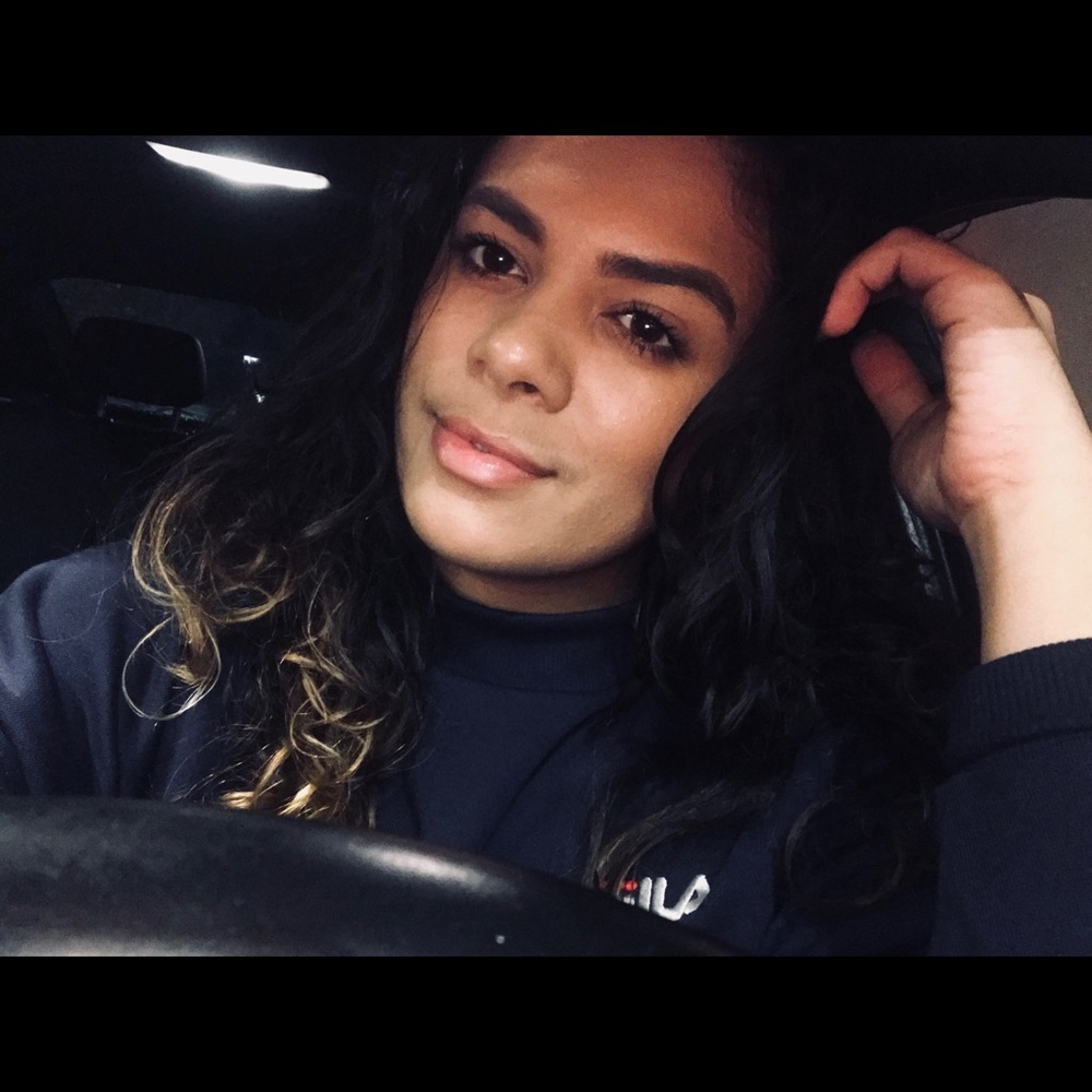 Meet your Posher, Jayline